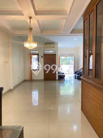 Rumah Disewakan Bandung LT 145m2 LB 180m2 Area Buah Batu Rumah Disewakan Bandung LT 145m2 LB 180m2 Area Buah Batu