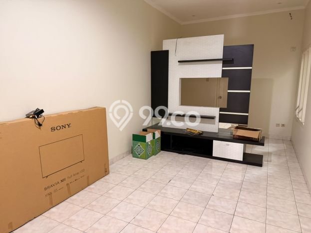 Lokasi terbaik! Rumah siap pakai disewakan di Batununggal LB 250m2 Lokasi terbaik! Rumah siap pakai disewakan di Batununggal LB 250m2
