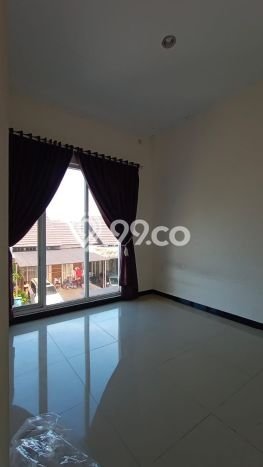 Rumah Luas Asri 3 KT Siap Huni di Taman Kopo Indah Bandung Rumah Luas Asri 3 KT Siap Huni di Taman Kopo Indah Bandung