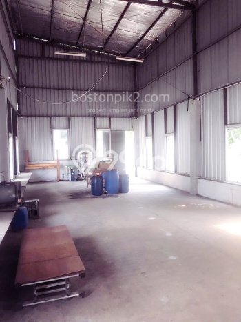 FOR SALE! Gudang di Tapos Depok, LT 1982m2, LB 600m2 FOR SALE! Gudang di Tapos Depok, LT 1982m2, LB 600m2