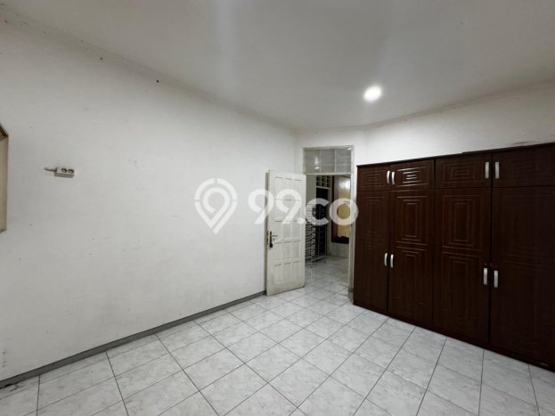 Disewakan Rumah Harga Terjangkau di Sunter Jakarta Utara dengan 4 Kamar Tidur Disewakan Rumah Harga Terjangkau di Sunter Jakarta Utara dengan 4 Kamar Tidur