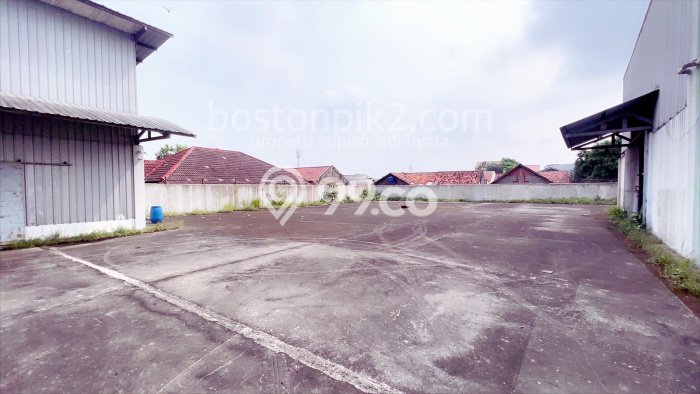 Unit Gudang Dijual di Tapos Depok Luas Tanah 1982m2, Luas Bangunan 600m2 Unit Gudang Dijual di Tapos Depok Luas Tanah 1982m2, Luas Bangunan 600m2