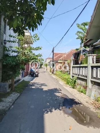 Kost Dijual Lokasi Sumbersari, Jember, 20 KT, 4 KM, 300m2 Kost Dijual Lokasi Sumbersari, Jember, 20 KT, 4 KM, 300m2