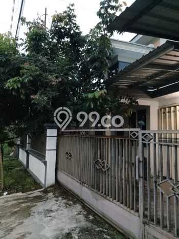 Jual Rumah Bagus Siap Huni LB 198m2 di Sumbersari, Jember Jual Rumah Bagus Siap Huni LB 198m2 di Sumbersari, Jember