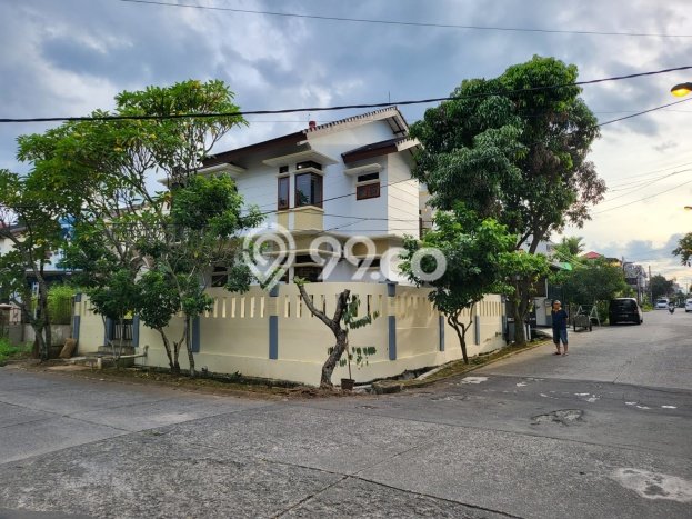 Rumah Elit Modern Tanpa Renovasi di Tanah Sareal Bogor Rumah Elit Modern Tanpa Renovasi di Tanah Sareal Bogor