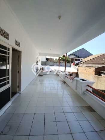 Rumah Luxury Modern Tanpa Renovasi di Tegal Gundil Bogor Rumah Luxury Modern Tanpa Renovasi di Tegal Gundil Bogor