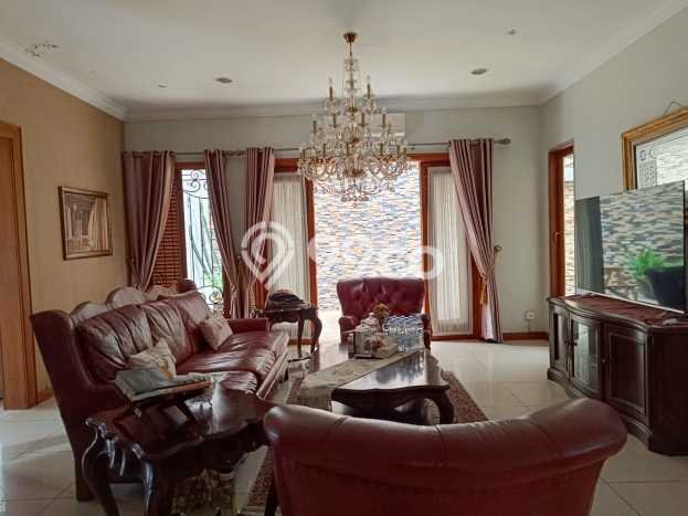 Rumah Mewah LB 585m2 Siap Huni Desain Elegan di Pajajaran, Bogor Rumah Mewah LB 585m2 Siap Huni Desain Elegan di Pajajaran, Bogor