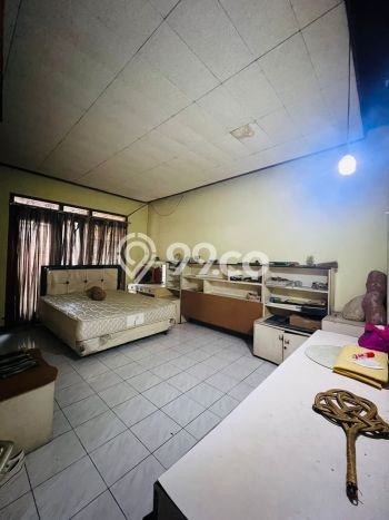 Ready to Use! Luxury House LT 372m2 Desain Modern di Sempur Ready to Use! Luxury House LT 372m2 Desain Modern di Sempur