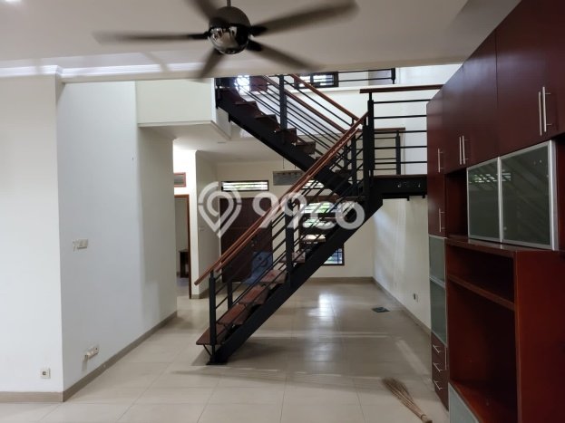 Rumah Elit Modern Tanpa Renovasi di Tanah Sareal Bogor Rumah Elit Modern Tanpa Renovasi di Tanah Sareal Bogor