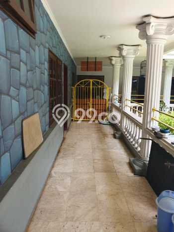 For Sale! Luxury House LT 2500m2 Desain Modern di Kemang For Sale! Luxury House LT 2500m2 Desain Modern di Kemang