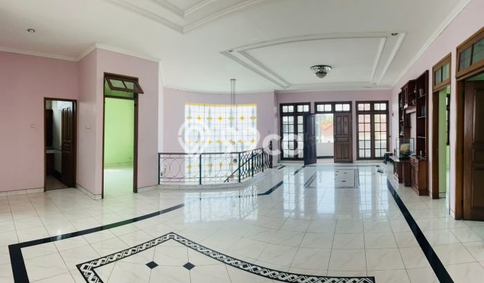 Rumah Luxury Modern Tanpa Renovasi di Tanah Sareal Bogor Rumah Luxury Modern Tanpa Renovasi di Tanah Sareal Bogor