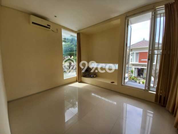 Dijual Rumah Luas Elegan Dengan View Cantik di Ubung, Denpasar Dijual Rumah Luas Elegan Dengan View Cantik di Ubung, Denpasar