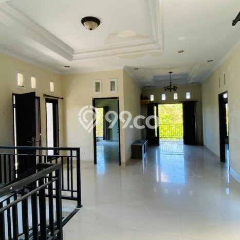 Rumah Sewa Badung LT 250m2 LB 250m2 Area Dalung Rumah Sewa Badung LT 250m2 LB 250m2 Area Dalung
