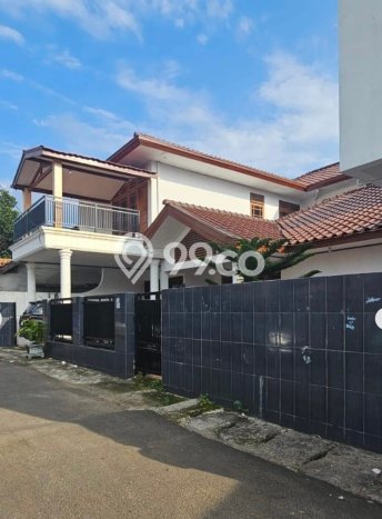 Hunian Mewah LB 300m2 Siap Huni Desain Elegan di Petukangan, Jakarta Selatan Hunian Mewah LB 300m2 Siap Huni Desain Elegan di Petukangan, Jakarta Selatan