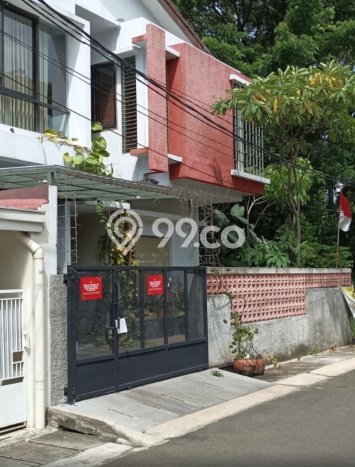 Rumah Elit Modern Tanpa Renovasi di Bendungan Hilir Jakarta Pusat Rumah Elit Modern Tanpa Renovasi di Bendungan Hilir Jakarta Pusat