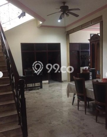 Dijual Rumah Premium dengan Fasilitas Sekitar Komplit di Matraman, Jakarta Timur Dijual Rumah Premium dengan Fasilitas Sekitar Komplit di Matraman, Jakarta Timur