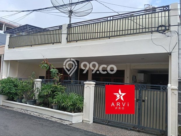 Rumah Elit Modern Tanpa Renovasi di Rawamangun Jakarta Timur Rumah Elit Modern Tanpa Renovasi di Rawamangun Jakarta Timur