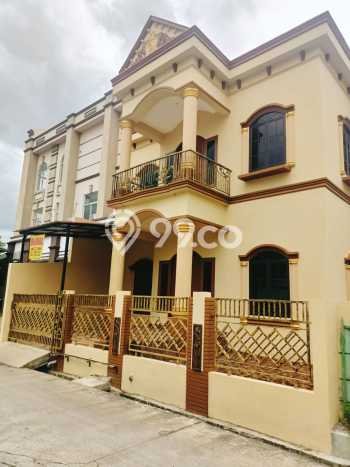 Hunian Elit LB 270m2 Siap Pakai Desain Elegan di Pekayon, Bekasi Hunian Elit LB 270m2 Siap Pakai Desain Elegan di Pekayon, Bekasi