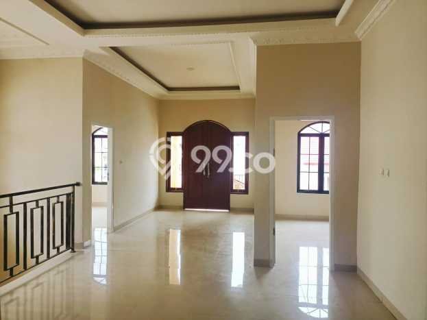 Rumah Modern Cantik 6 Kamar Siap Huni di Bekasi Selatan Rumah Modern Cantik 6 Kamar Siap Huni di Bekasi Selatan