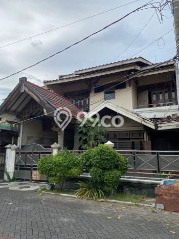 Rumah Modern 3 KT LT 182m2 di Surabaya Kota Rumah Modern 3 KT LT 182m2 di Surabaya Kota