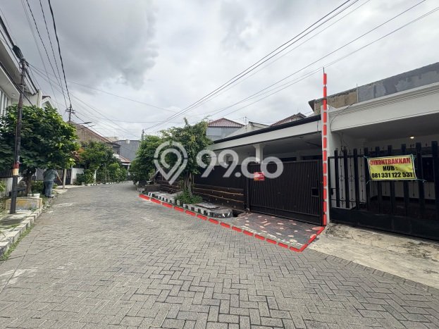 Rumah Modern 5 KT di Surabaya Kota Surabaya Unfurnished Rumah Modern 5 KT di Surabaya Kota Surabaya Unfurnished
