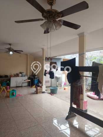Rumah Luas Asri 8 KT Siap Pakai di Pondok Kelapa Jakarta Timur Rumah Luas Asri 8 KT Siap Pakai di Pondok Kelapa Jakarta Timur