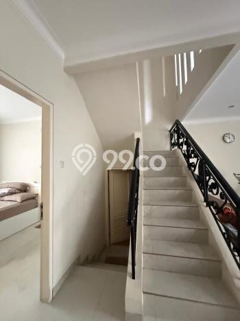 Rumah Elit Modern Siap Huni di Cibubur Bogor Rumah Elit Modern Siap Huni di Cibubur Bogor