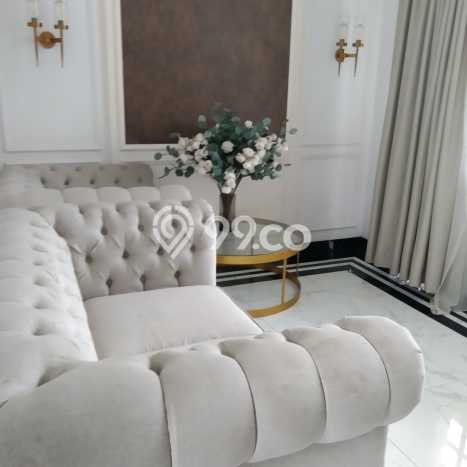 Rumah Elit Modern Tanpa Renovasi di Citra Maja Raya Tangerang Rumah Elit Modern Tanpa Renovasi di Citra Maja Raya Tangerang