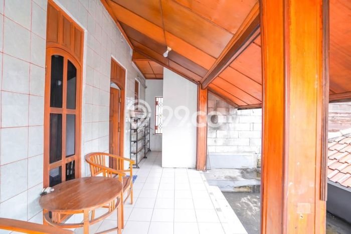 Rumah Luas Asri 4 KT Siap Huni di Harjamukti Depok Rumah Luas Asri 4 KT Siap Huni di Harjamukti Depok