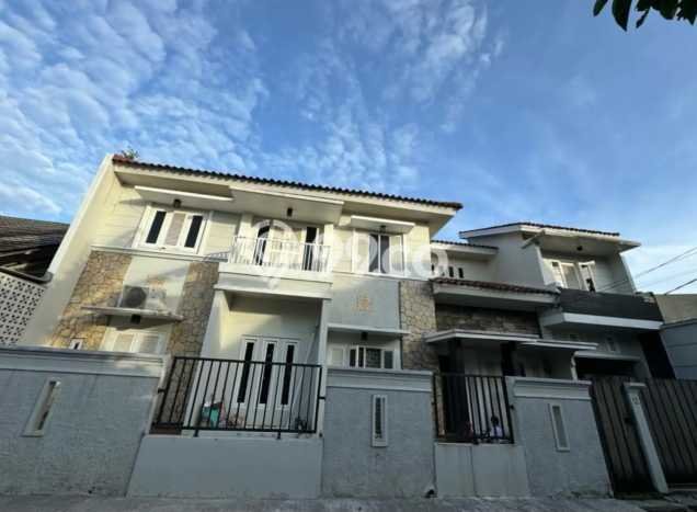 Hot Offer Hunian Mewah Ideal dan Luas di Ciputat, Tangerang Selatan Hot Offer Hunian Mewah Ideal dan Luas di Ciputat, Tangerang Selatan