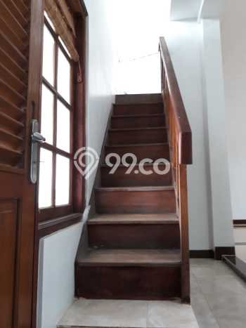 Siap Huni Rumah Mewah 7 Kamar di Pasar Minggu Dekat ke Mana Pun Siap Huni Rumah Mewah 7 Kamar di Pasar Minggu Dekat ke Mana Pun