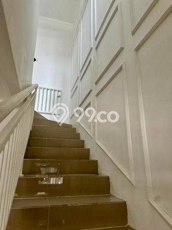 For Sale Rumah 4 Kamar Lokasi Ideal Bagus dan Strategis di Cipondoh For Sale Rumah 4 Kamar Lokasi Ideal Bagus dan Strategis di Cipondoh
