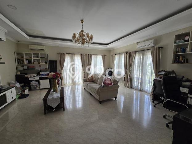 Ready to Use! Luxury House LT 555m2 Desain Modern di Lippo Karawaci Ready to Use! Luxury House LT 555m2 Desain Modern di Lippo Karawaci