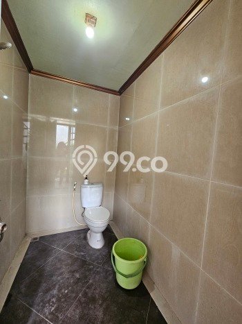 Rumah Elit Modern Tanpa Renovasi di Meruya Jakarta Barat Rumah Elit Modern Tanpa Renovasi di Meruya Jakarta Barat