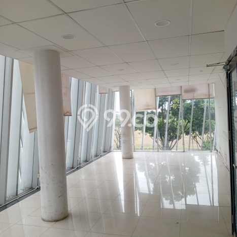Unit Komersial Dijual di BSD Tangerang Selatan Luas Tanah 111m2, Luas Bangunan 347m2 Unit Komersial Dijual di BSD Tangerang Selatan Luas Tanah 111m2, Luas Bangunan 347m2