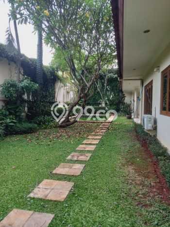 Rumah sewa siap huni 4 KT di Kemang, Jakarta Selatan Rumah sewa siap huni 4 KT di Kemang, Jakarta Selatan