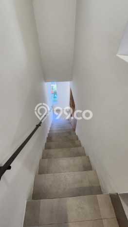 For Sale Rumah 3 Kamar Lokasi Strategis Nyaman dan Strategis di BSD For Sale Rumah 3 Kamar Lokasi Strategis Nyaman dan Strategis di BSD