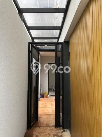 Hunian Mewah Siap Huni LT 160m2 di Sawangan, Depok Hunian Mewah Siap Huni LT 160m2 di Sawangan, Depok