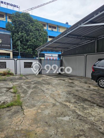 Rumah Elit Modern Tanpa Renovasi di Meruya Jakarta Barat Rumah Elit Modern Tanpa Renovasi di Meruya Jakarta Barat