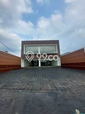 Lokasi Strategis! Dijual Ruko Bisnis di Jagakarsa, Jakarta Selatan Kondisi Bagus Lokasi Strategis! Dijual Ruko Bisnis di Jagakarsa, Jakarta Selatan Kondisi Bagus
