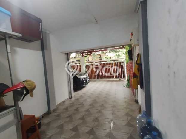 Siap Huni Hunian Elit 4 Kamar di Cempaka Putih Dekat ke Mana Pun Siap Huni Hunian Elit 4 Kamar di Cempaka Putih Dekat ke Mana Pun