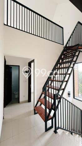 Rumah sewa siap huni 4 KT di Jakarta Garden City, Jakarta Timur Rumah sewa siap huni 4 KT di Jakarta Garden City, Jakarta Timur