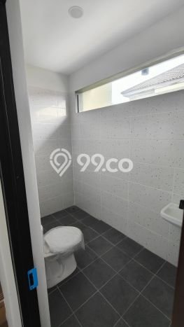 Siap Huni Hunian Elit 4 Kamar di Kelapa Gading Dekat ke Mana Pun Siap Huni Hunian Elit 4 Kamar di Kelapa Gading Dekat ke Mana Pun
