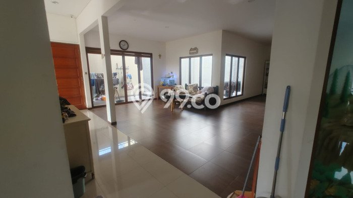 Dijual Rumah Premium dengan Fasilitas Sekitar Komplit di BSD, Tangerang Selatan Dijual Rumah Premium dengan Fasilitas Sekitar Komplit di BSD, Tangerang Selatan