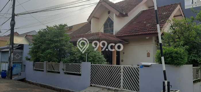 Dijual Rumah 5 Kamar Lokasi Ideal Bagus dan Strategis di Ciledug Dijual Rumah 5 Kamar Lokasi Ideal Bagus dan Strategis di Ciledug