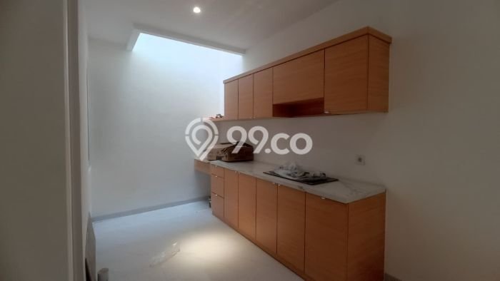 Rumah Modern Minimalis 3 KT Siap Huni di Kelapa Gading Rumah Modern Minimalis 3 KT Siap Huni di Kelapa Gading