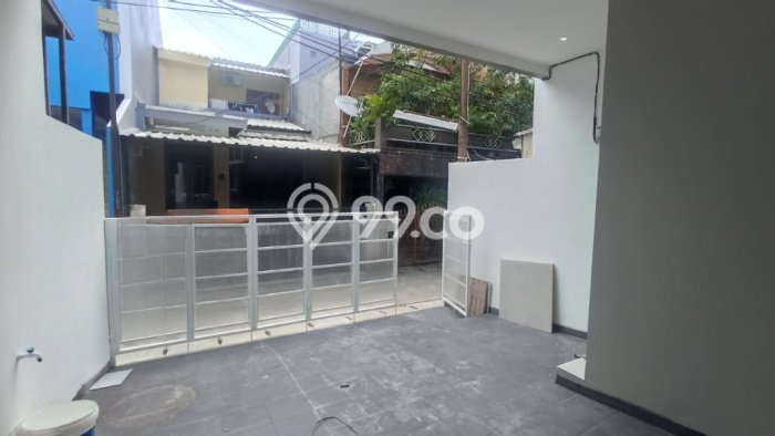Rumah Modern Minimalis 3 KT Siap Huni di Kelapa Gading Rumah Modern Minimalis 3 KT Siap Huni di Kelapa Gading