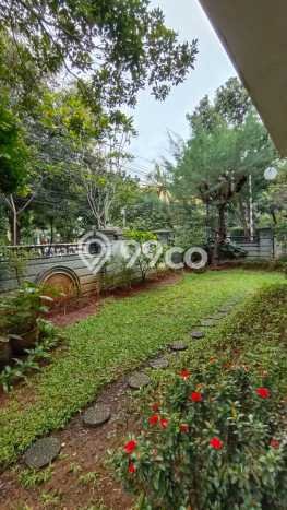 For Sale! Luxury House LT 596m2 Desain Elegan di Pulomas For Sale! Luxury House LT 596m2 Desain Elegan di Pulomas