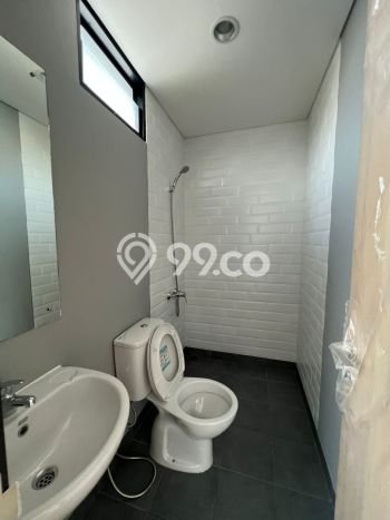 For Sale Hunian Rumah Nyaman 4 Kamar di Lippo Karawaci, Tangerang For Sale Hunian Rumah Nyaman 4 Kamar di Lippo Karawaci, Tangerang