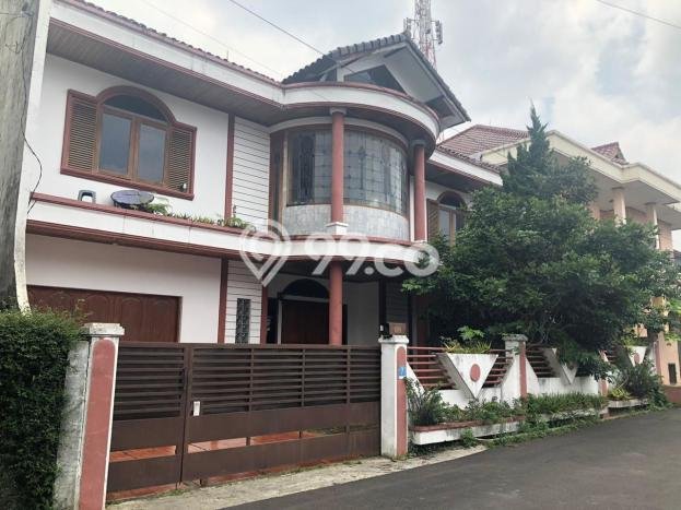 For Sale! Premium House LT 268m2 Desain Modern di Sarijadi For Sale! Premium House LT 268m2 Desain Modern di Sarijadi